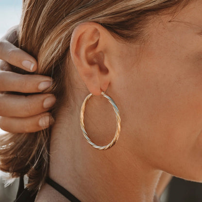 Aretes atrevidos trenzados