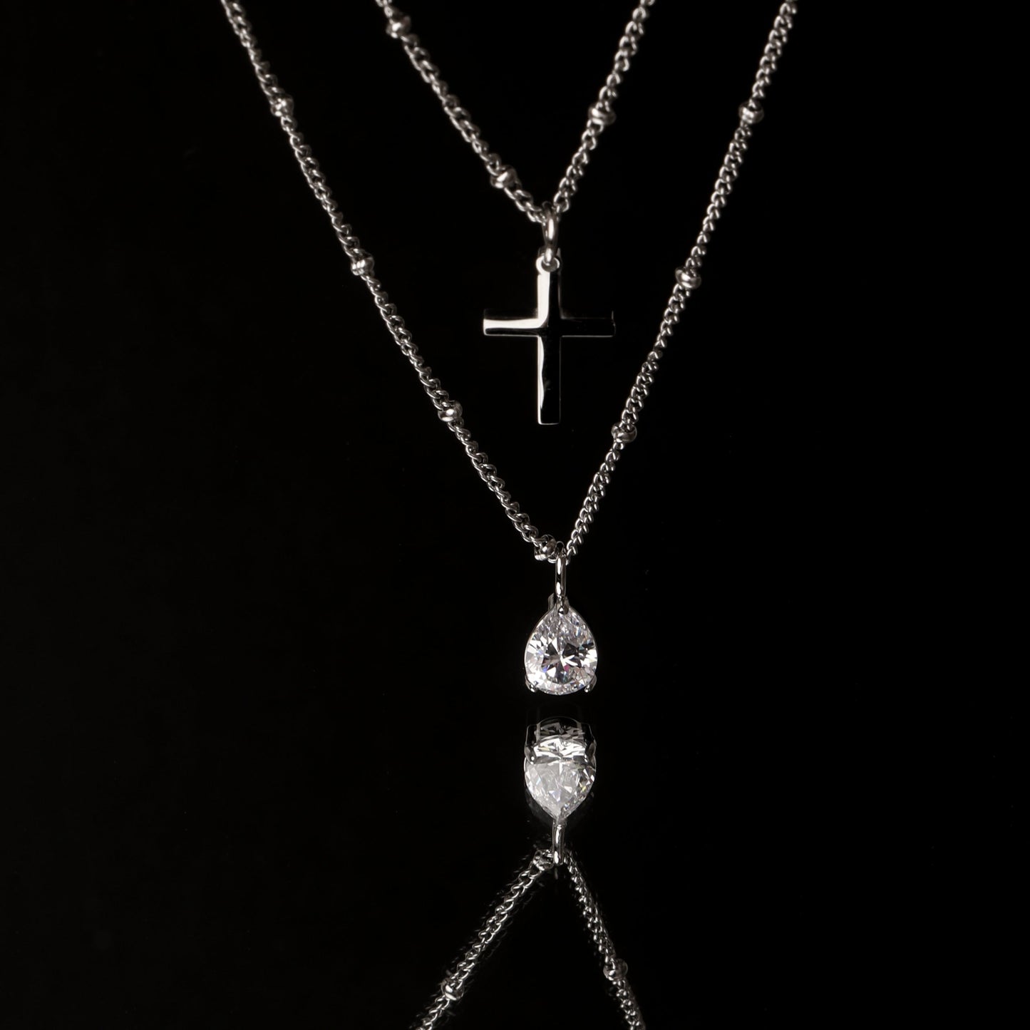 Collar de cruz