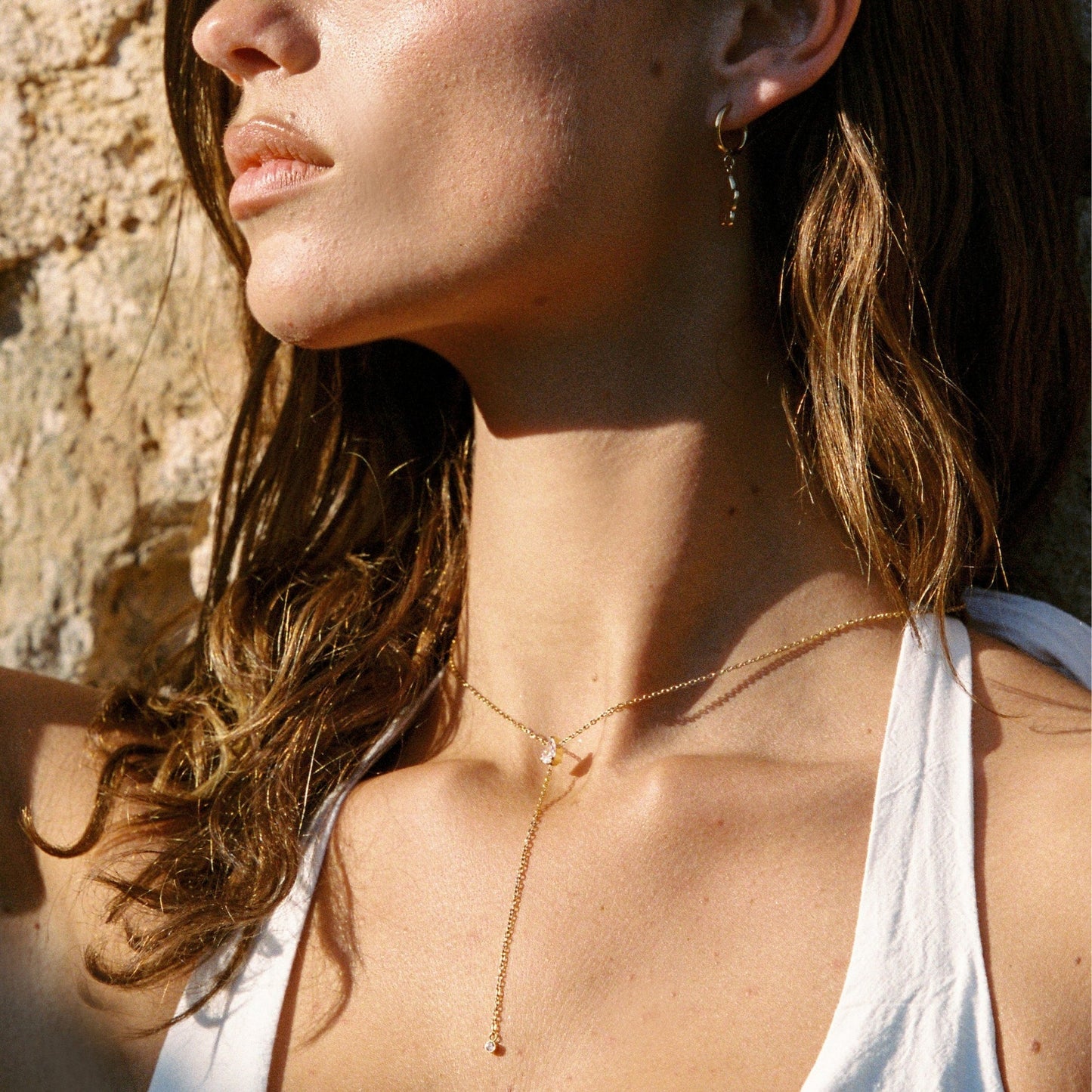 Collar de estilo lariat