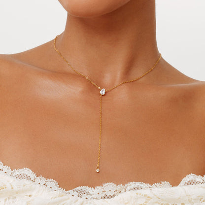 Collar de estilo lariat