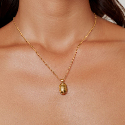Collar de escarabajo