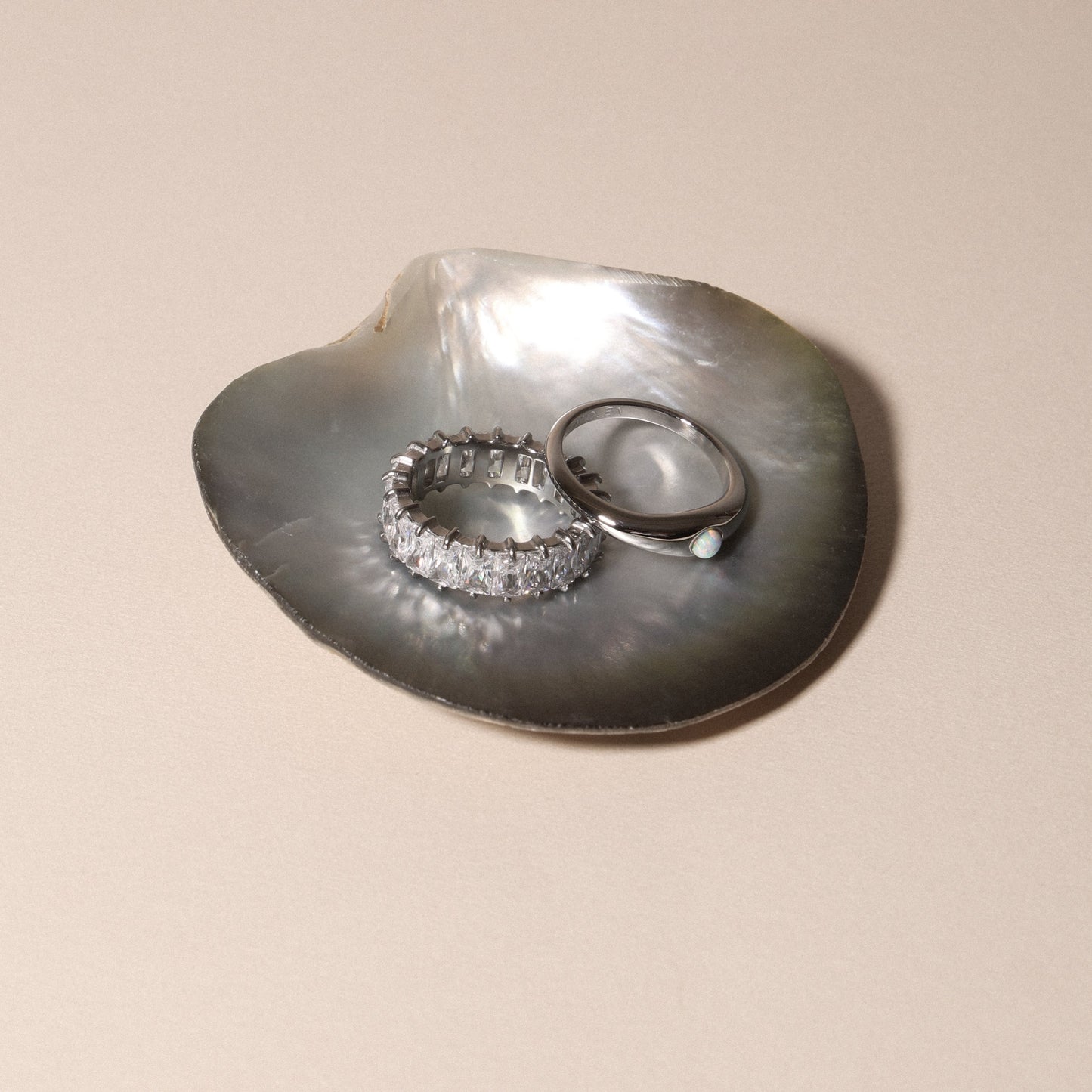 Anillo de ópalo