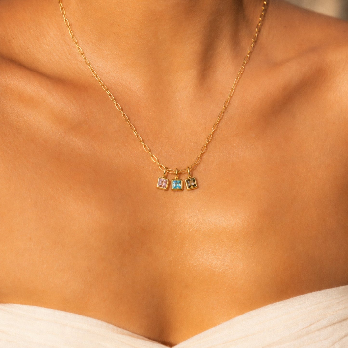 Collar de clip de oficina con piedra de nacimiento
